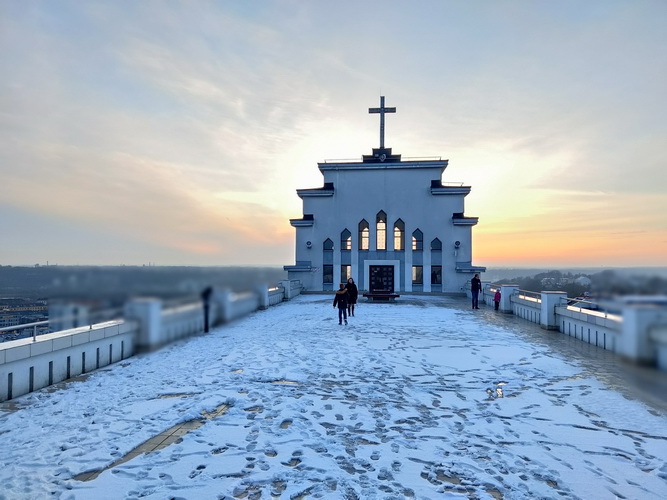 Kaunas Dach der Kirche Christi Auferstehung Kapelle Maria von Siluva