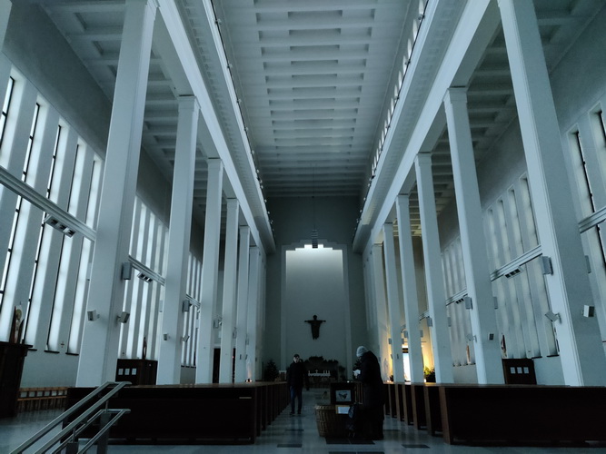 Innenansicht Kirche Kaunas Christi Auferstehung Innenansicht