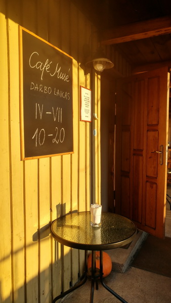 Öffnungszeiten Cafe Litauen Musninkai Cafe Muse