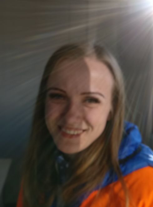 Faehre Memel Maedchen Klaipeda