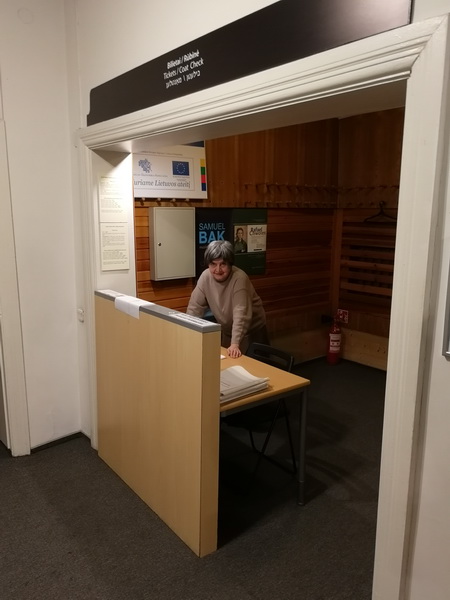 Empfang Holocaust Museum Guide Green House Holocaustmuseum Vilnius