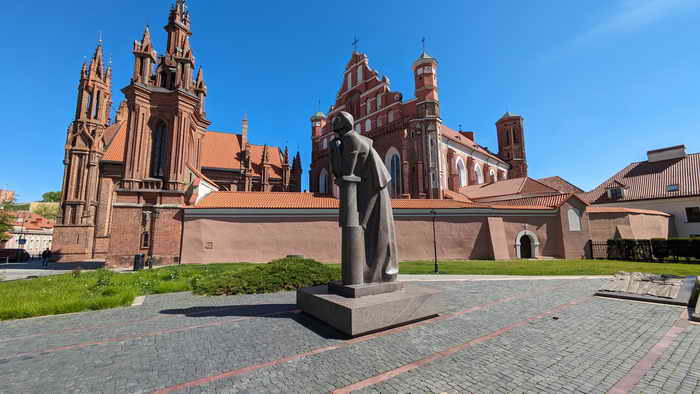 Bernhardiner Kirche und St. Anna Vilnius