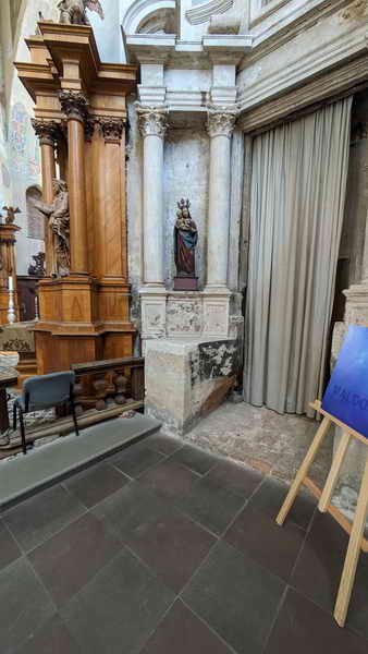 Bernhardiner Kirche Madonna