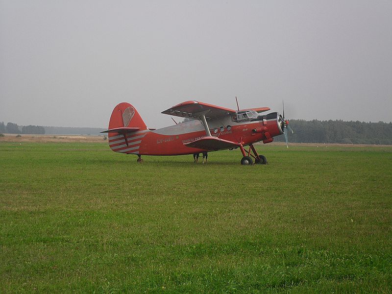 fallschirmspringer maschine birzai